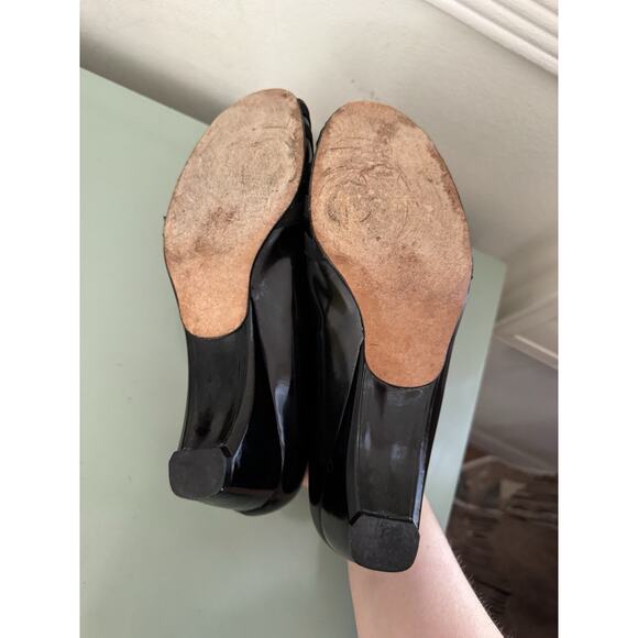 Stuart Weitzman Black Patent Leather Open Toed Wedge Sz 7.5 - Picture 4 of 5